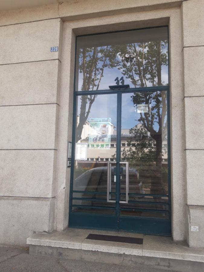 Verdun 228 Insolite Chambery Exterior photo